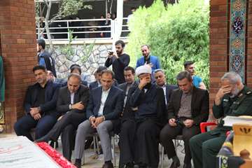 مراسم رونمایی از یادمان شهدای گمنام